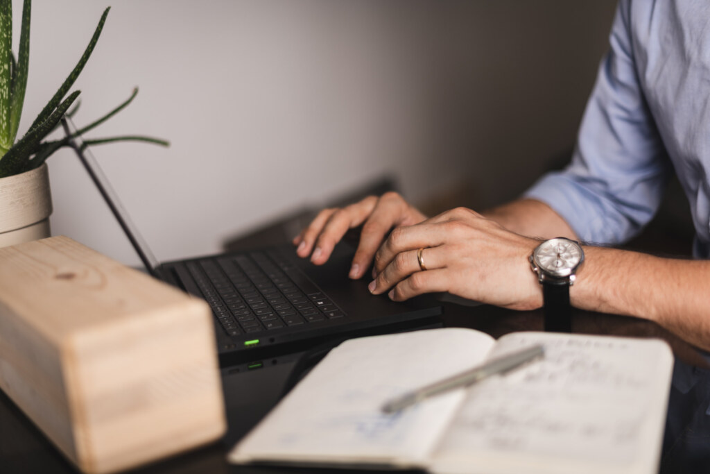 Holzbaumeister, Planer, Generalunternehmer, Baubetreuer: THON ist Ihr fairer Partner für Neubau und Sanierung