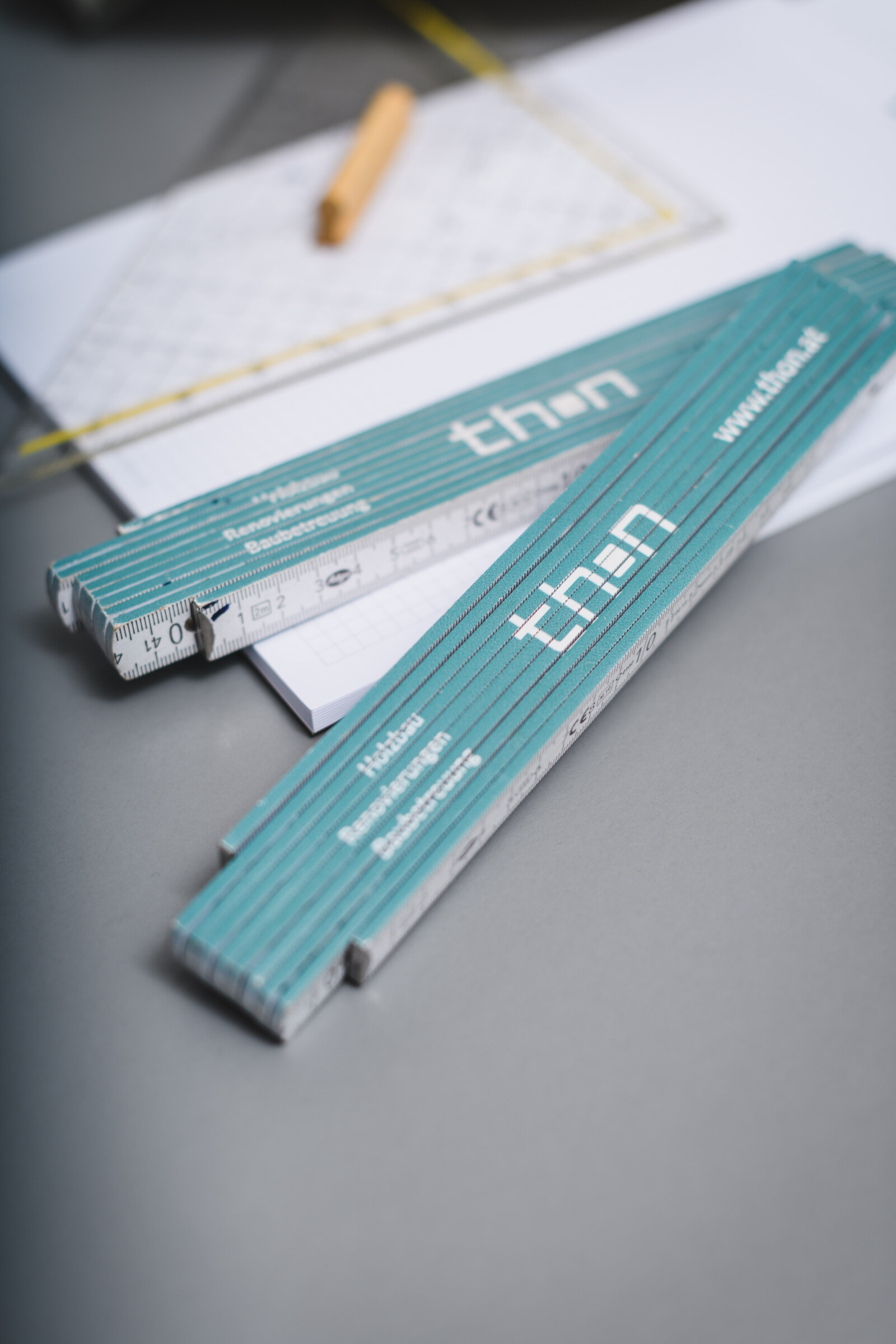 Generalunternehmer: Maßgeschneiderte Baulösungen mit den Mitteln des Holzbaus – THON Baubetreuung GmbH