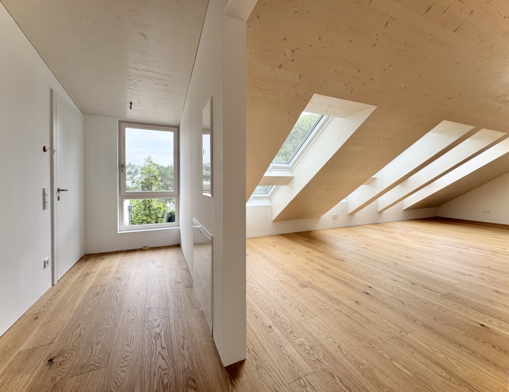 Sanierung eines Hauses mit den Mitteln des modernen Holzbaus in Wien durch THON Baubetreuung GmbH Sanierung eines Hauses mit den Mitteln des modernen Holzbaus in Wien durch THON Baubetreuung GmbH