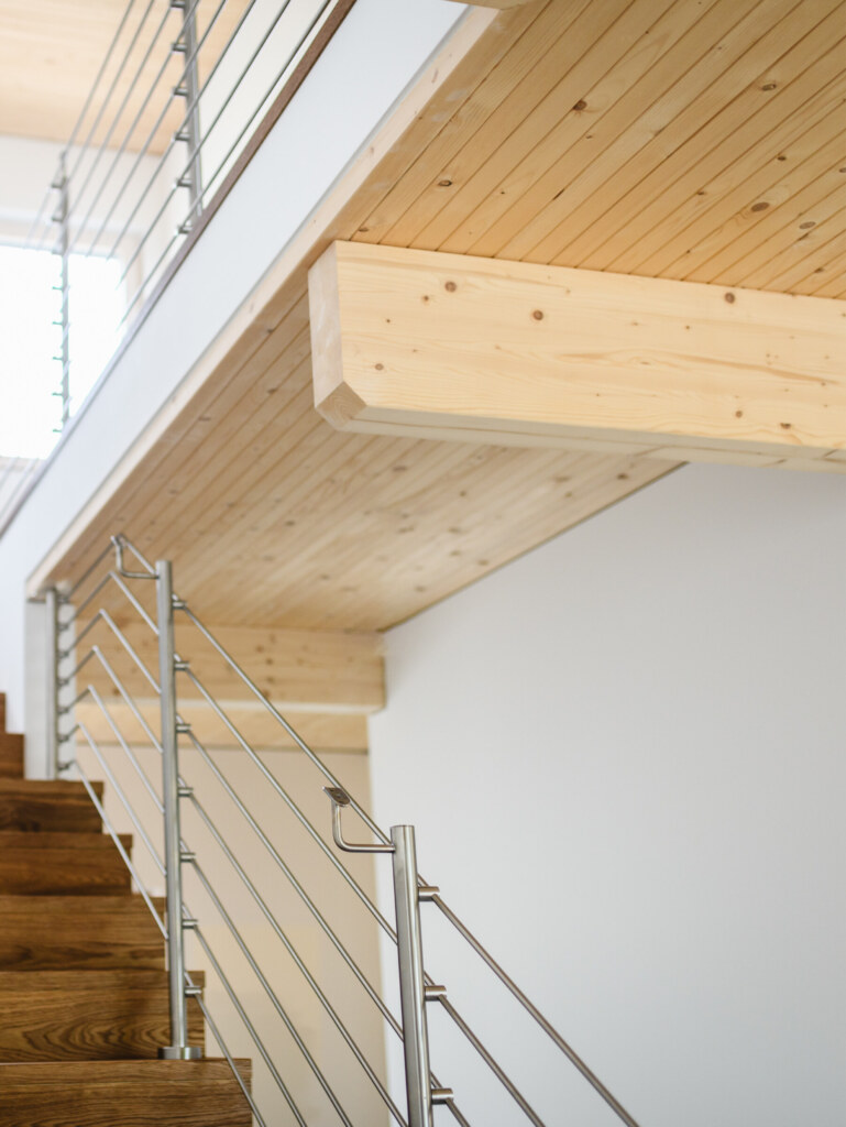 Holzhaus Neubau Genaralunternehmer THON Neubau eines Holzhauses durch THON Baubetreuung als Generalunternehmer und Planer