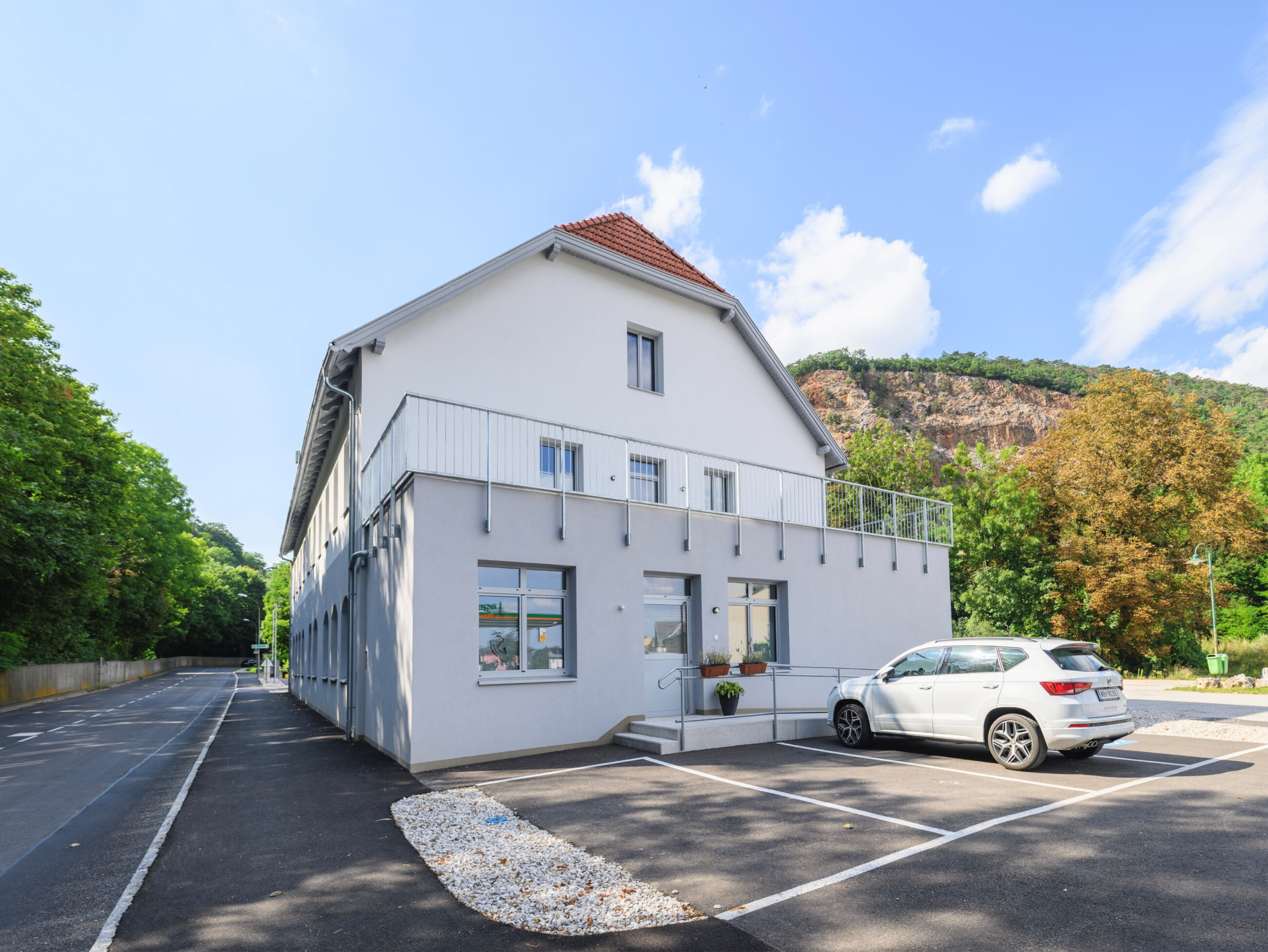 Sanierung Gesundheitszentrum Niederösterreich THON Generalunternehmer