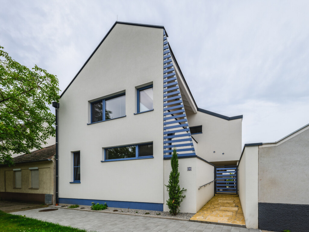 Neubau Holzhaus Burgenland Neubau eines Hauses in Holzbauweise durch THON Baubetreuung GmbH als Generalunternehmer im Burgenland