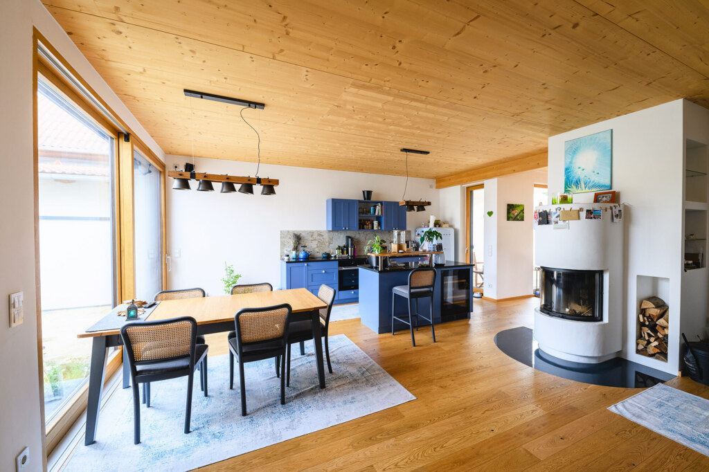 Holzhaus bauen mit den Profis und Holzbaumeistern von THON Baubetreuung in Wien